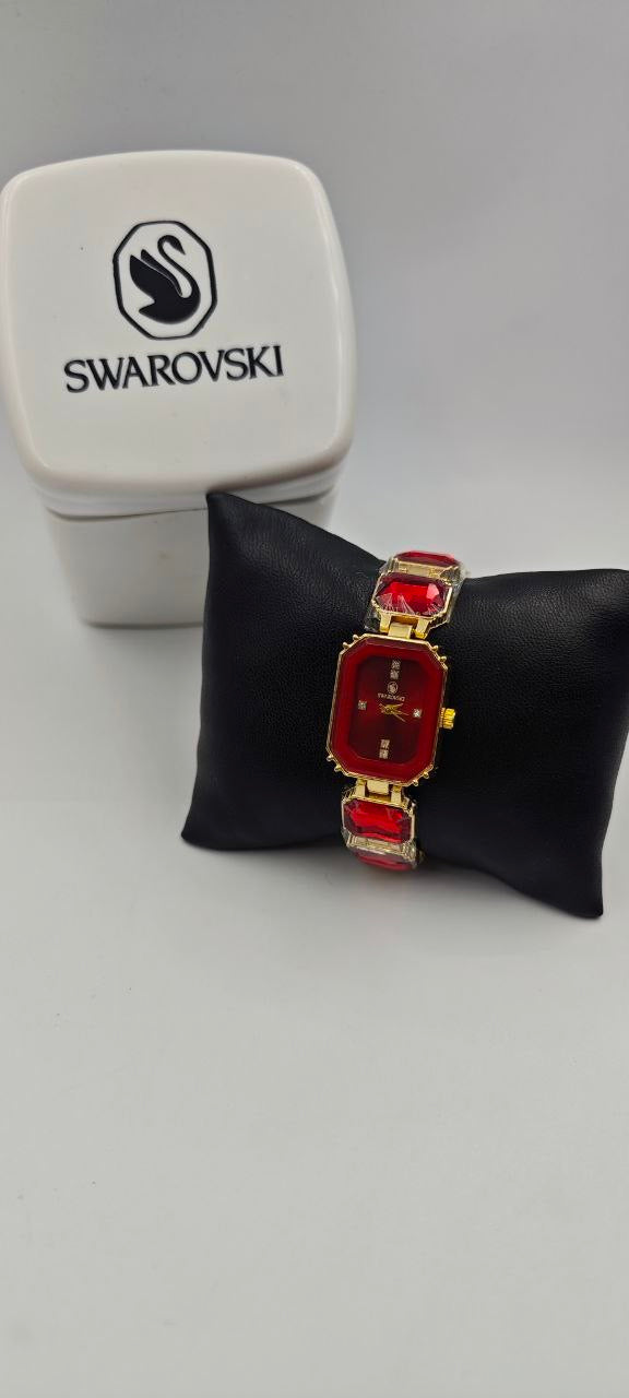 SWAROVSKİ KIRMIZI TAŞLI BAYAN