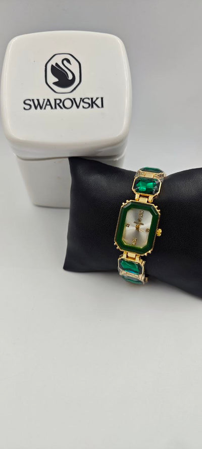 SWAROVSKİ YEŞİL TAŞLI BAYAN