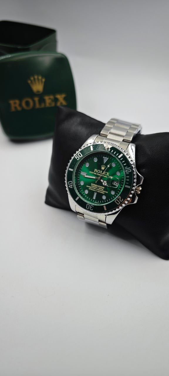 ROLEX SUBMARİNER GRİ İÇİ YEŞİL ERKEK SAAT