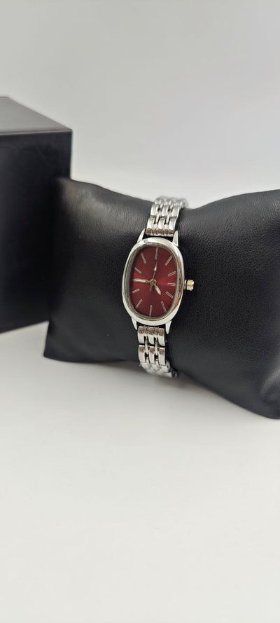 GÜMÜŞ RENK İÇİ KIRMIZI