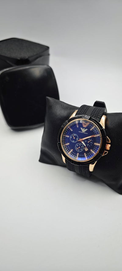 EMPORİO ARMANİ SİYAH HOLD ERKEK SAAT