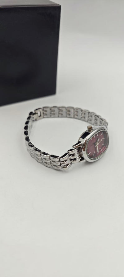 GÜMÜŞ RENK İÇİ KIRMIZI