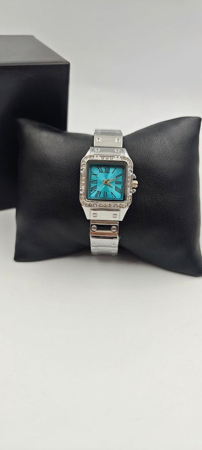 GÜMÜŞ RENK İÇİ GÖKYÜZÜ MAVİSİ BAYAN SAATİ