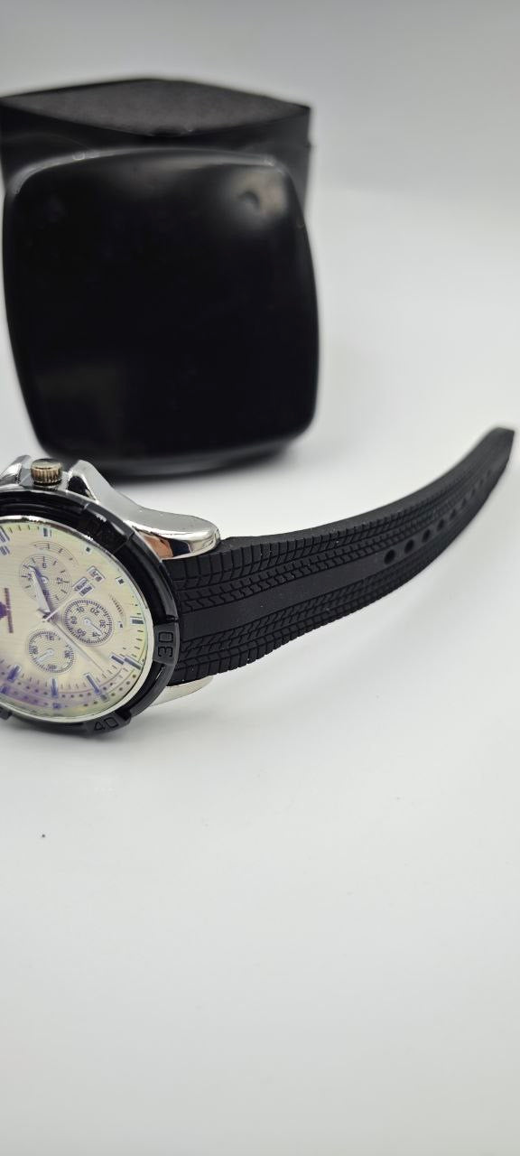 EMPORİO ARMANİ SİYAH GRİ ERKEK SAAT