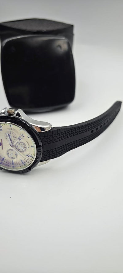 EMPORİO ARMANİ SİYAH GRİ ERKEK SAAT