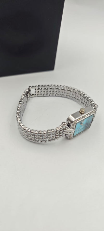 GÜMÜŞ RENK İÇİ GÖKYÜZÜ MAVİSİ BAYAN SAATİ