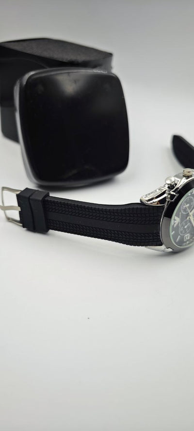 EMPORİO ARMANİ SİYAH GRİ ERKEK SAAT