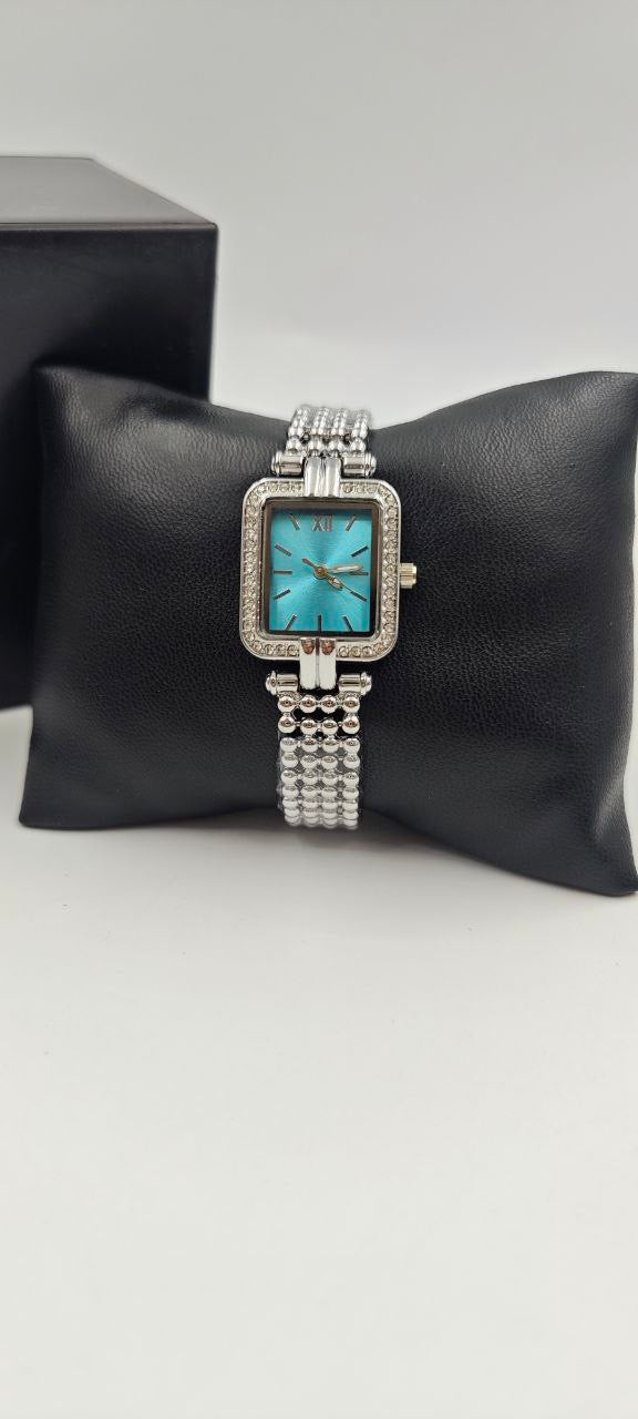 GÜMÜŞ RENK İÇİ GÖKYÜZÜ MAVİSİ BAYAN SAATİ