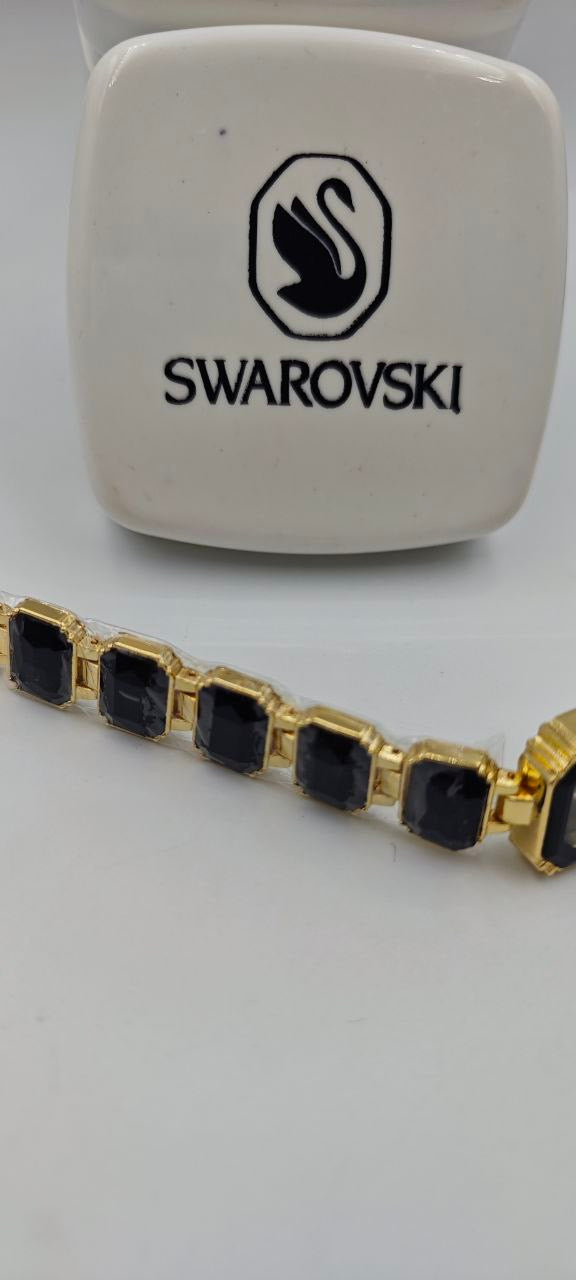 SWAROVSKİ SİYAH TAŞLI BAYAN