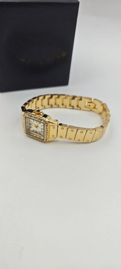 GOLD İÇİ BEYAZ BAYAN SAATİ