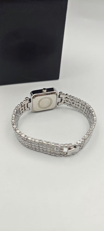 GÜMÜŞ RENK İÇİ MOR BAYAN SAATİ