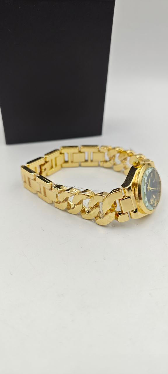 GURME GOLD İÇİ SİYAH BAYAN SAAT