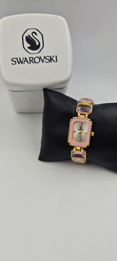 SWAROVSKİ AÇIK PEMBE TAŞLI BAYAN