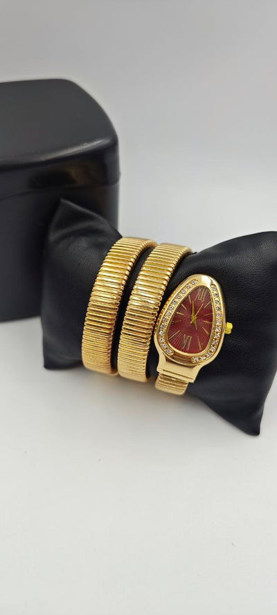 YILAN GOLD İÇİ KIRMIZI BAYAN SAAT